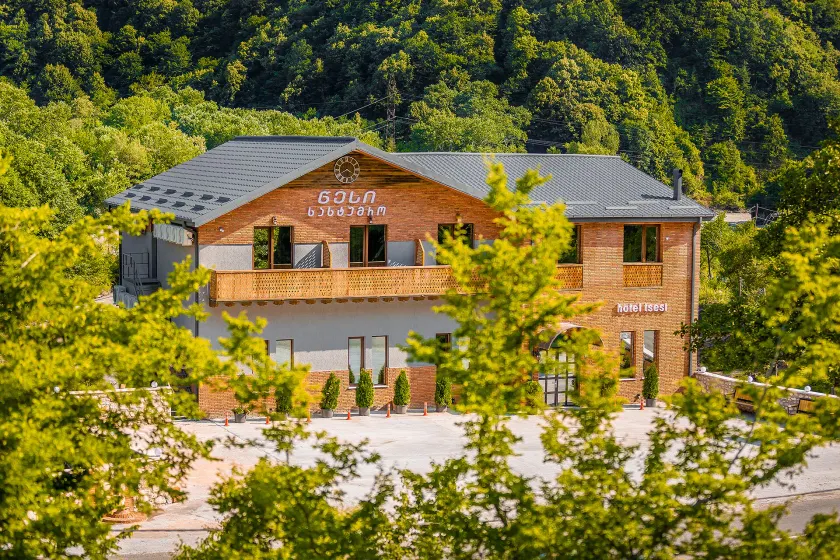 Hotel Tsesi - Image 1