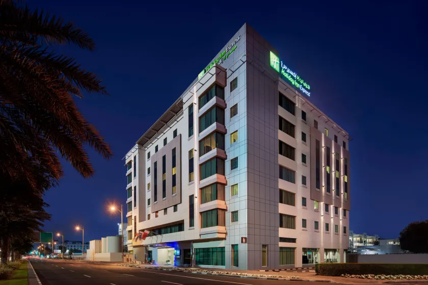 Holiday Inn Express Dubai - Jumeirah - Image 1
