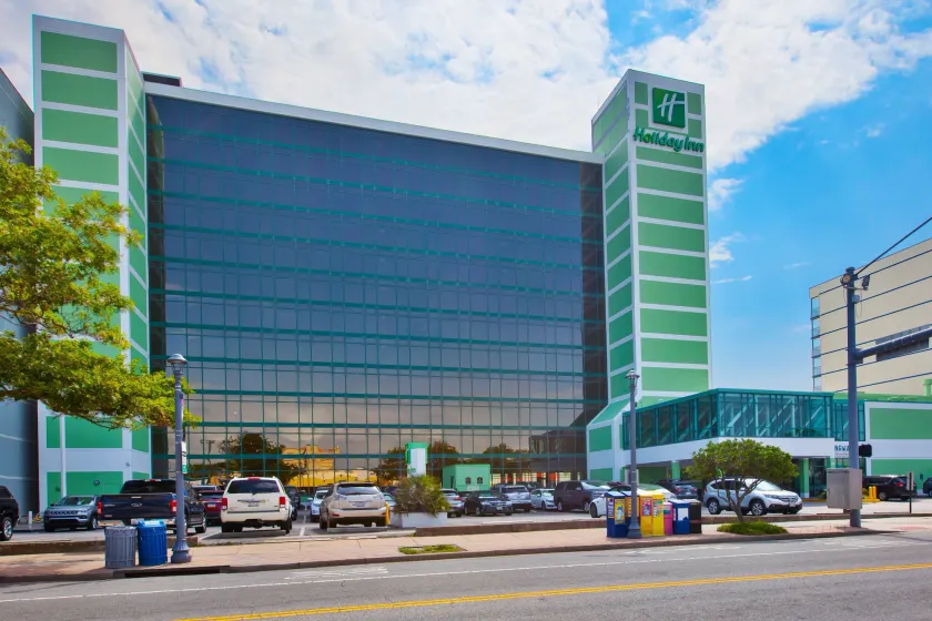 Holiday Inn Va Beach-Oceanside 21st St by IHG - Image 1