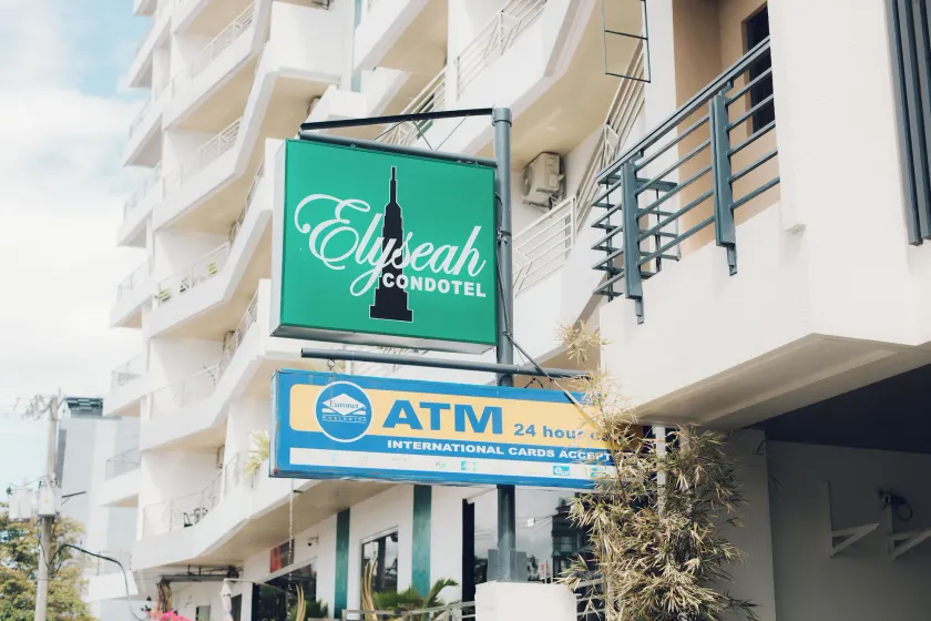 Elyseah Condotel by RedDoorz - Image 1