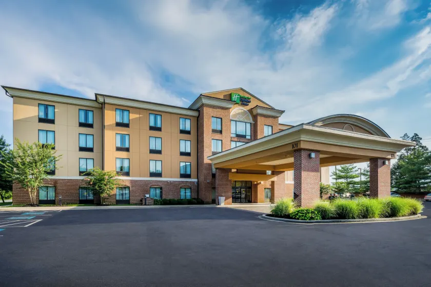 Holiday Inn Express Hotel & Suites-North East by IHG - Image 1