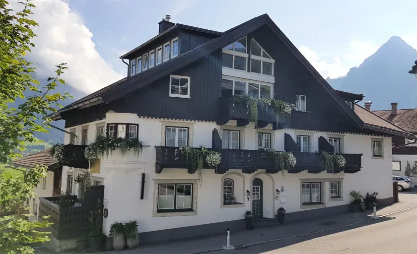 Haus Montana - Image 1