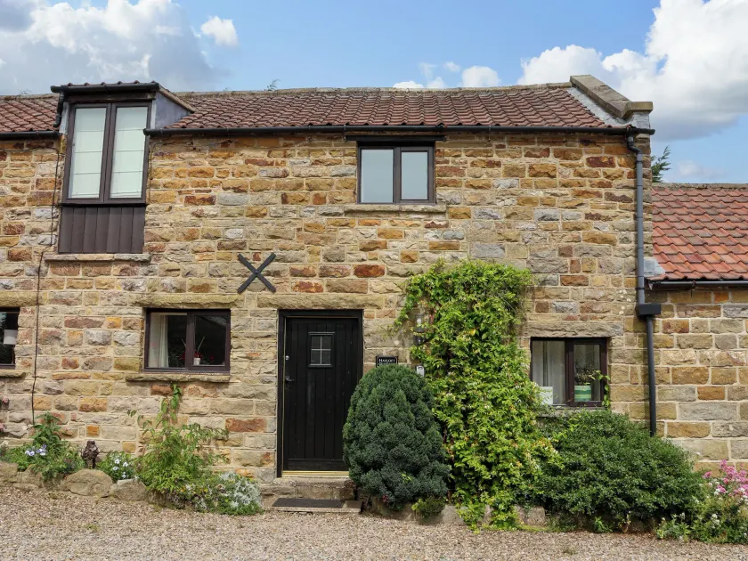 Hayloft Cottage - Image 1