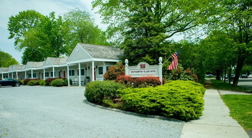 Southampton Village Motel - Image 1