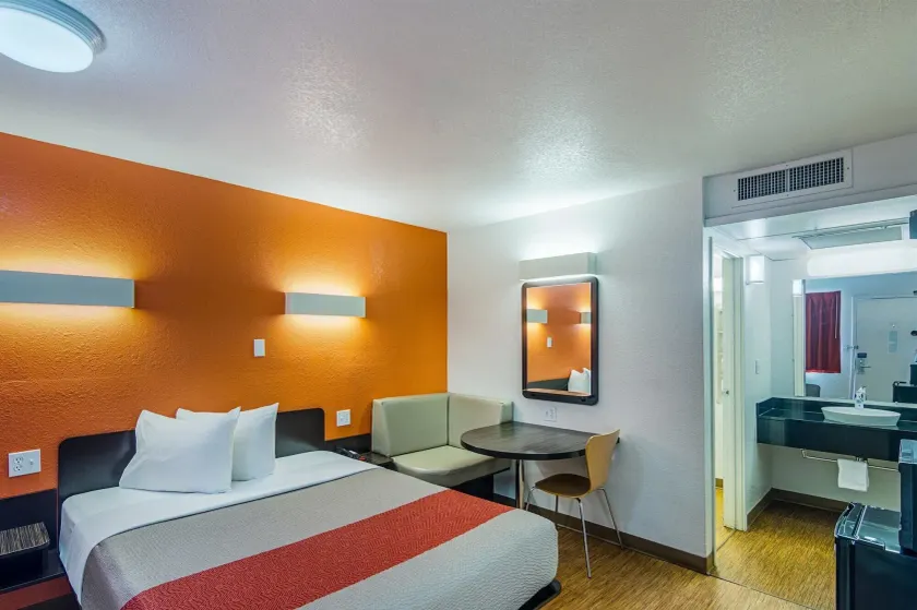 Motel 6-Ardmore, OK - Image 1