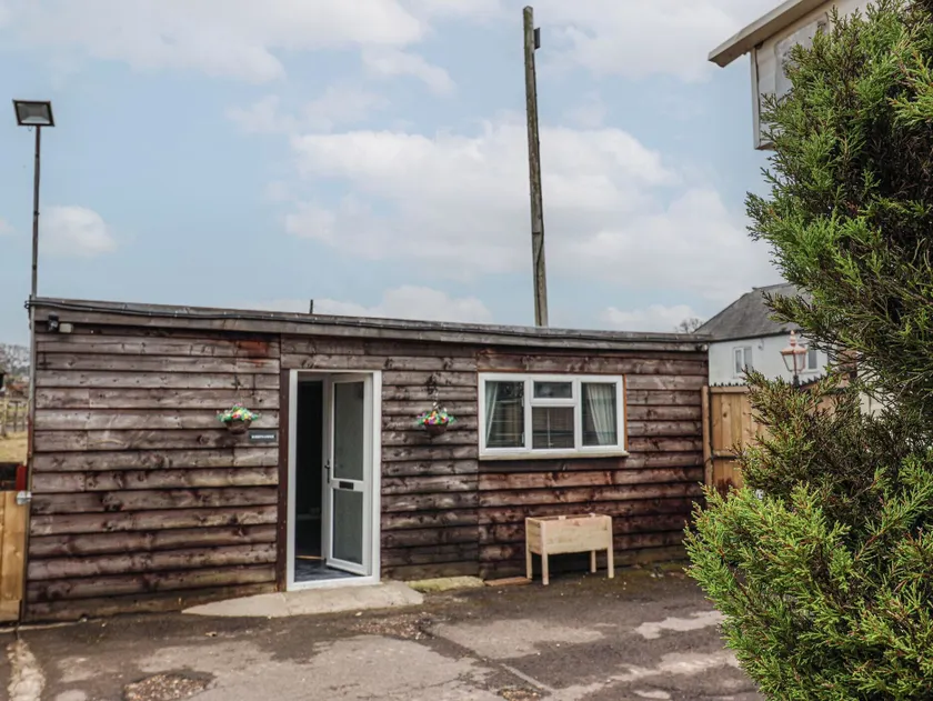 Bobby's Lodge - Image 1