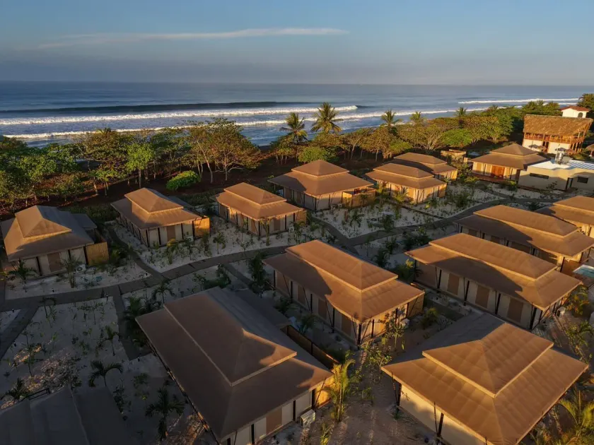 Amarena Canvas Beach Hotel - Image 1