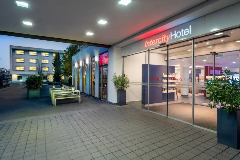 IntercityHotel Frankfurt Airport Terminal 3 - Image 1