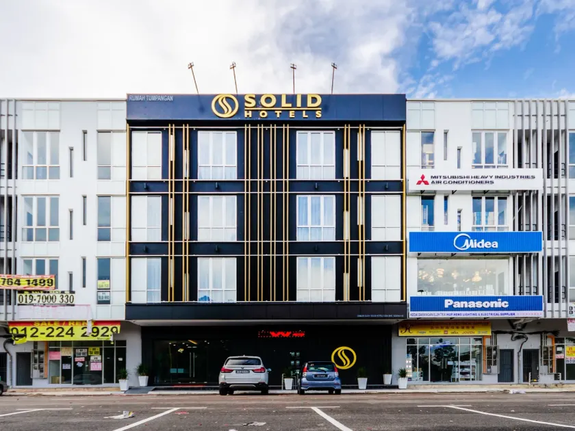 Solid Hotels - Image 1