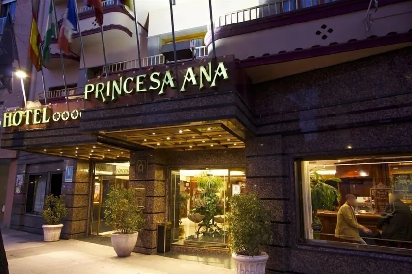 Princesa Ana - Image 1