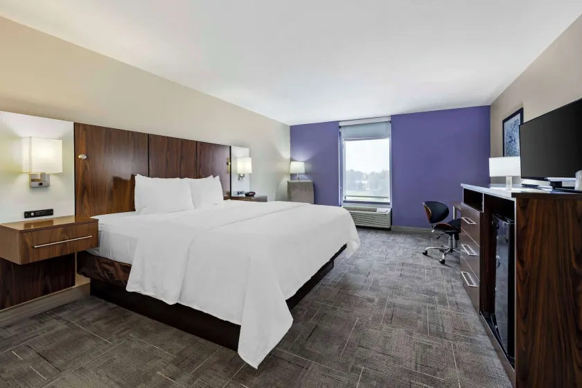 Best Western Gen X Inn - Image 1
