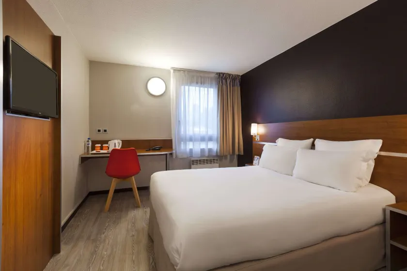 Comfort Hotel Linas - Montlhery - Image 1