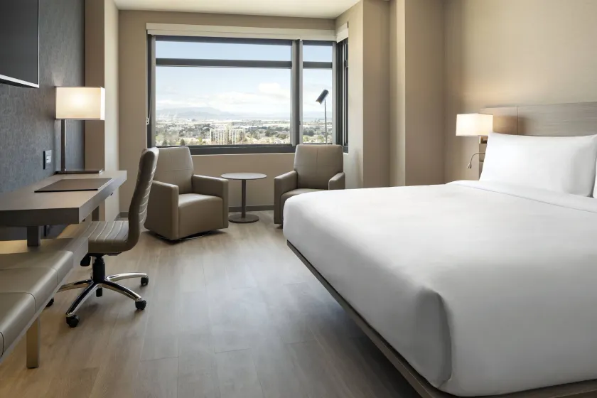 AC Hotel by Marriott Oakland Downtown - Image 1