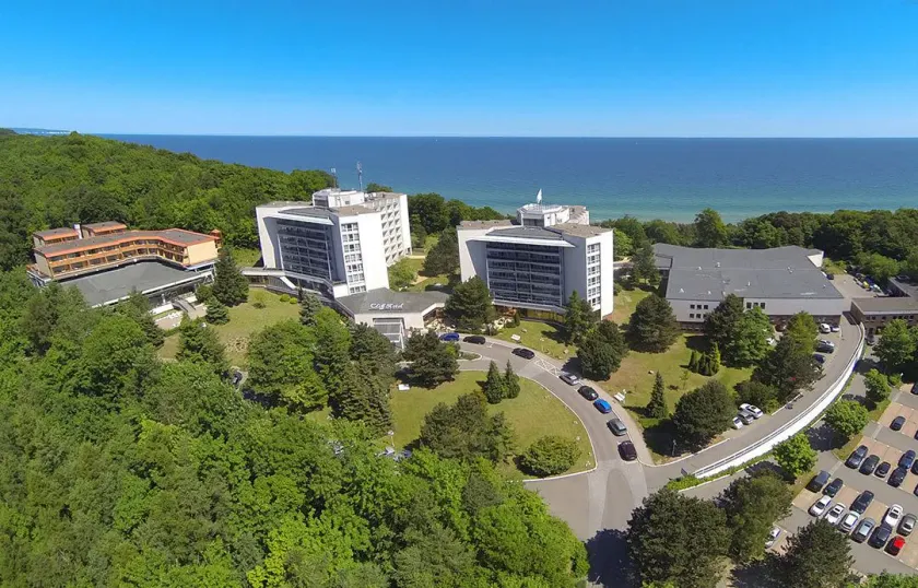 Cliff Wellness Ferienwohnungen Ruegen - Image 1