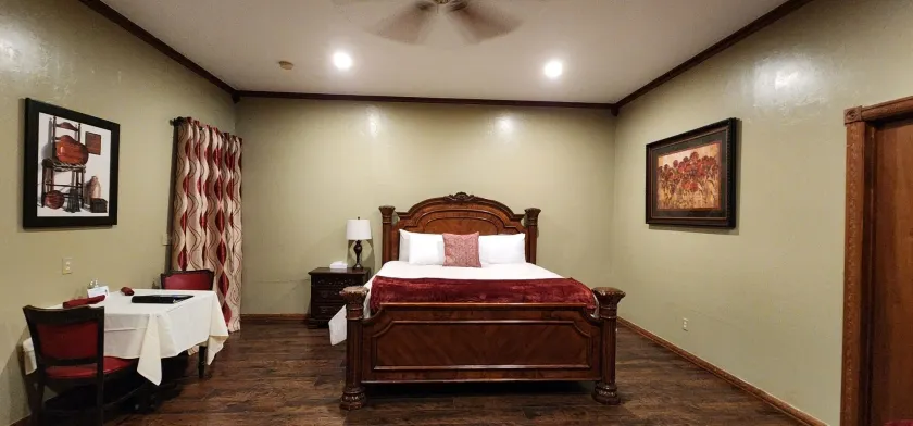 The Whispering Pines Inn - Image 1