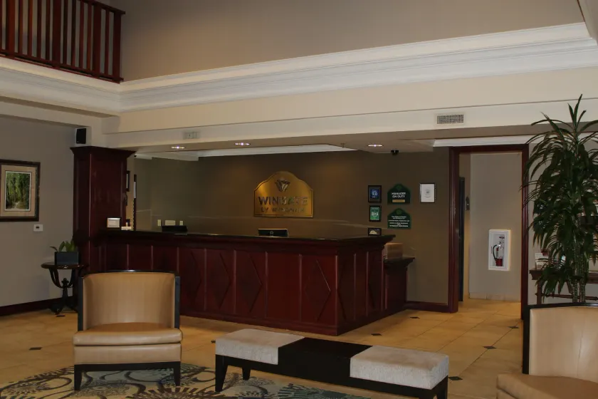 Lexington Expo Hotel by IHG - Lobby