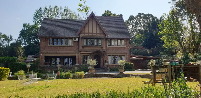 The Sleeping Bao B&B - Image 1