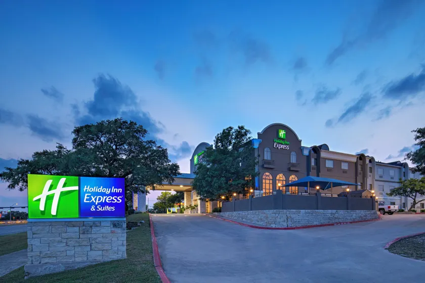 Holiday Inn Express & Suites Cedar Park (Nw Austin) by IHG - Image 1