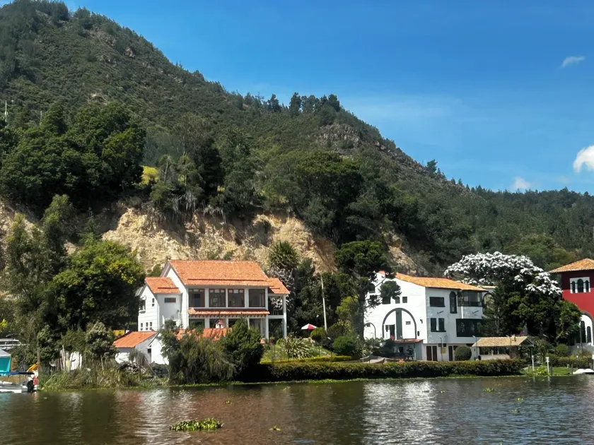 Hotel Refugio el Santuario - Comfacundi - Image 1