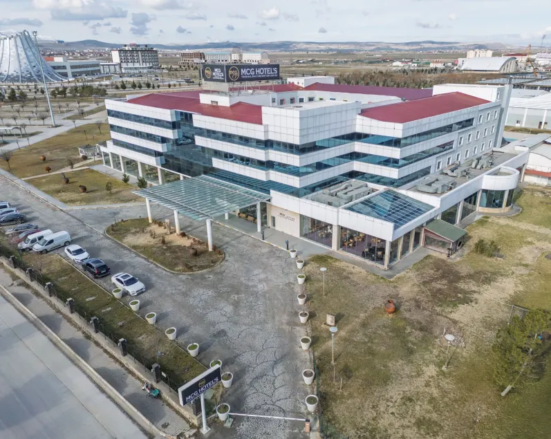 MCG Hotels Thermal Spa Convention Center - Image 1