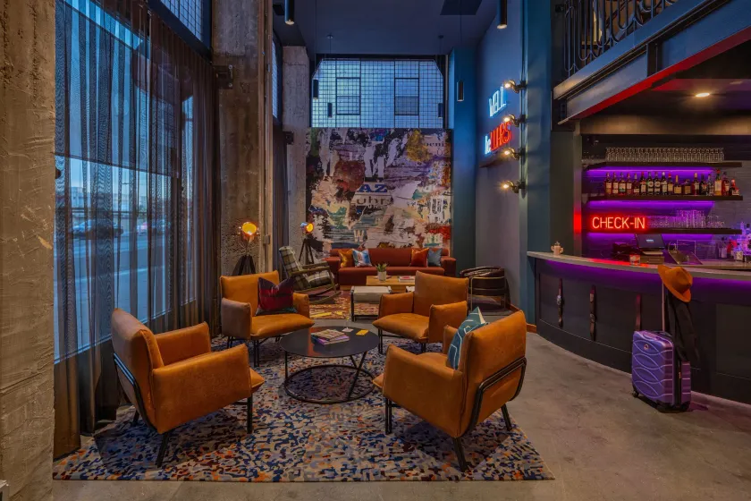 Moxy Phoenix Downtown - Image 1