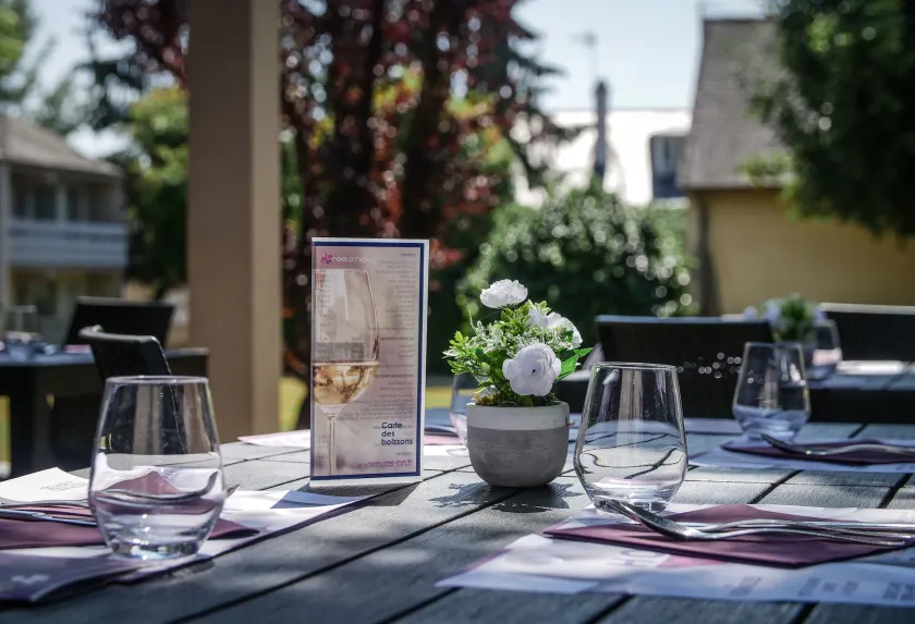 Hôtel Restaurant Marmotte Poitiers - Image 1