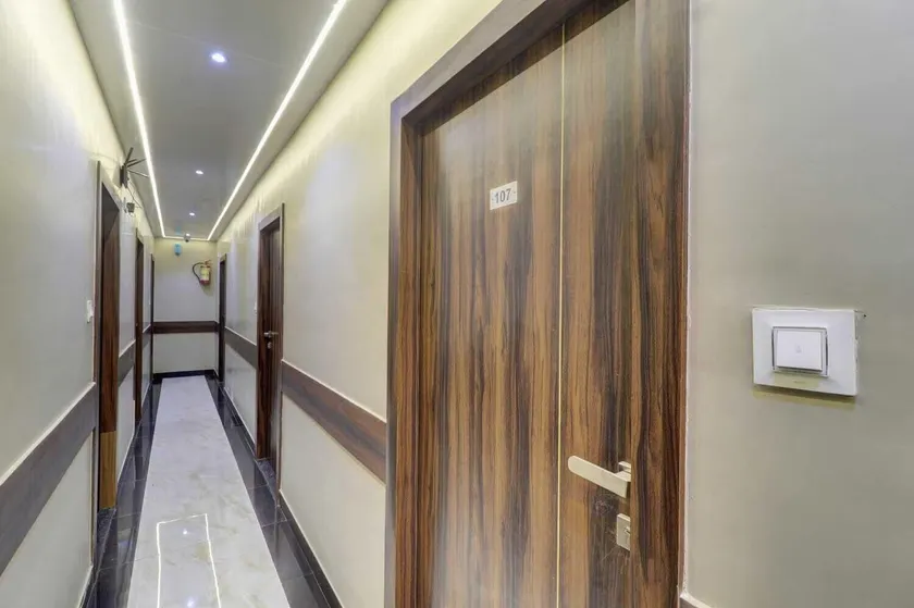 FabHotel New Blue Sapphire Residency - Hall