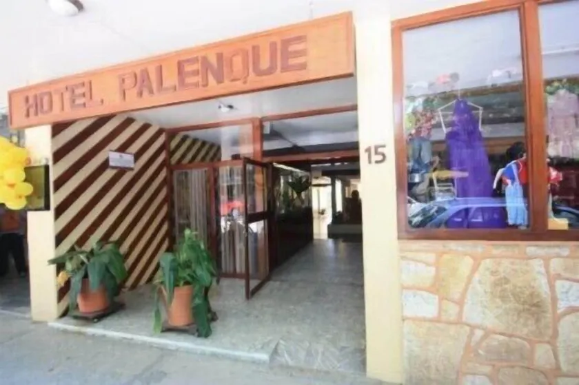 Hotel Palenque - Image 1