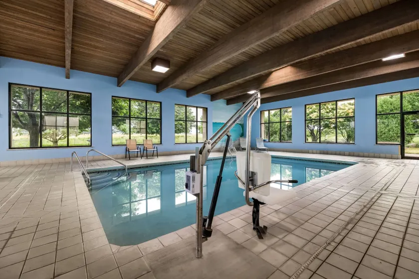 Baymont by Wyndham Janesville - Image 1