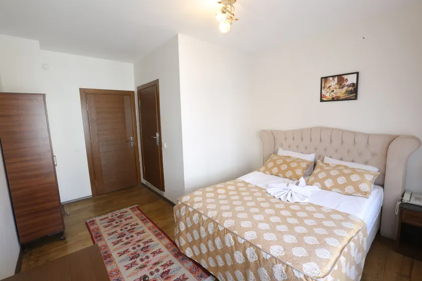 Hotel Ankatra - Image 1