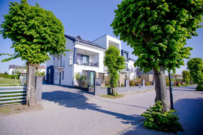 Apartamenty Villa Baltica Rewal - jacuzzi na dachu, wi-fi, parking w cenie - Image 1