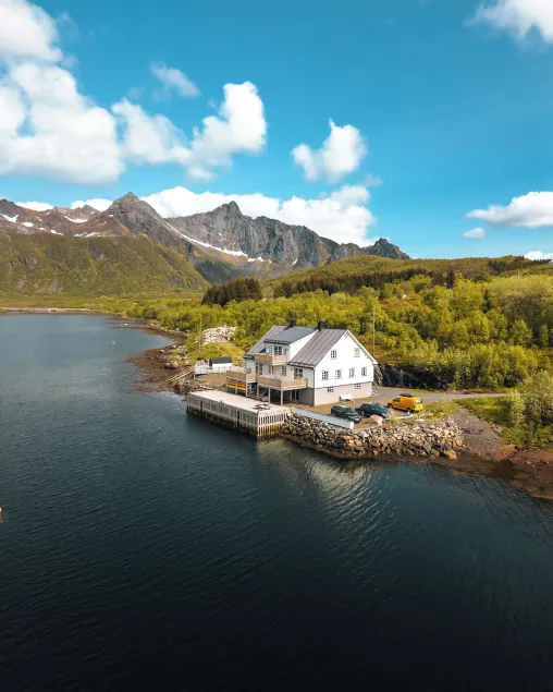 Lofoten Apartments - Image 1