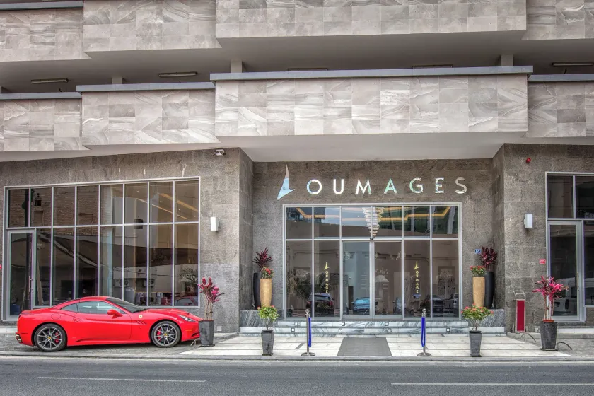 Loumage S Suites and Spa - Image 1