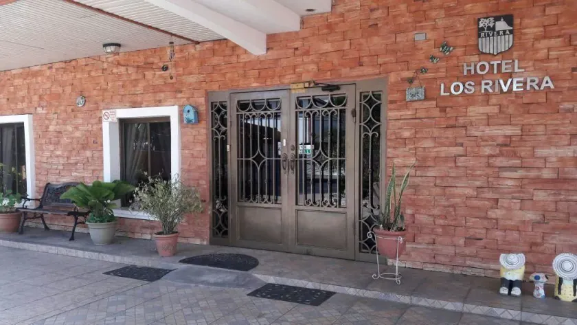 Hotel Los Rivera - Image 1