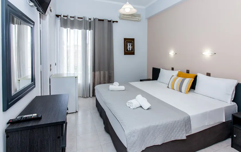 Hotel Electra - Image 1