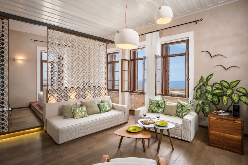 Ambassadors Residence Boutique Hotel - Image 1