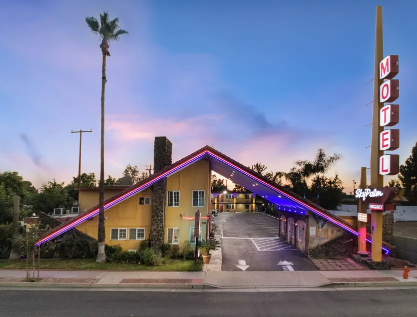Sky Palm Motel - Orange - Image 1