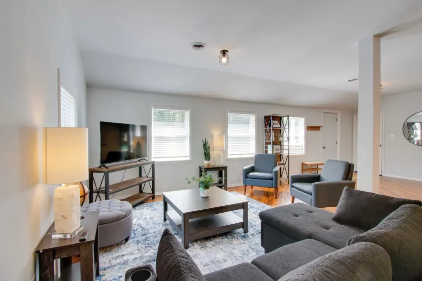 Peaceful Country Apt: Extended Stays Welcome! - Image 1