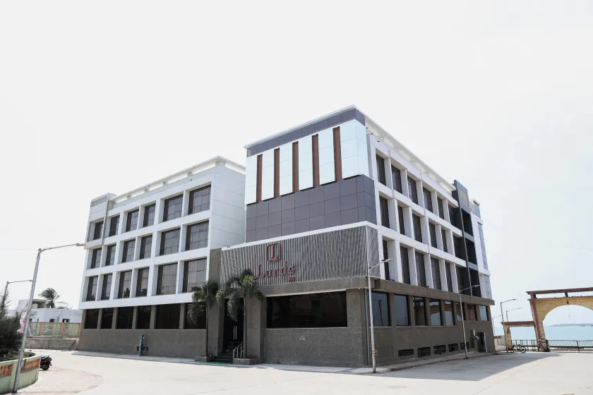 Lords Inn Porbandar - Image 1