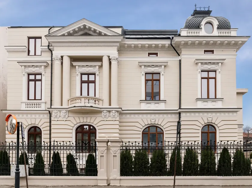 Lahovary Palace Hotel - Image 1