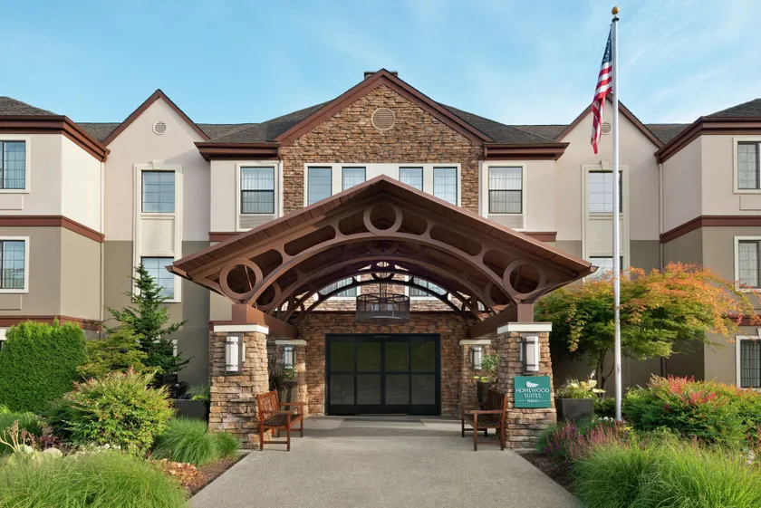Homewood Suites by Hilton Portland Airport - Image 1