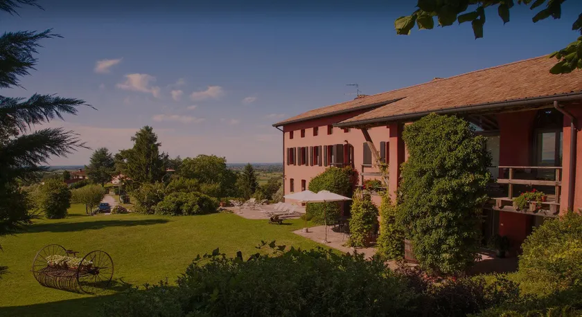 Agriturismo Casa Rossa Ai Colli - Image 1