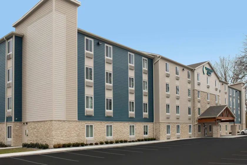 WoodSpring Suites San Antonio Stone Oak - Image 1