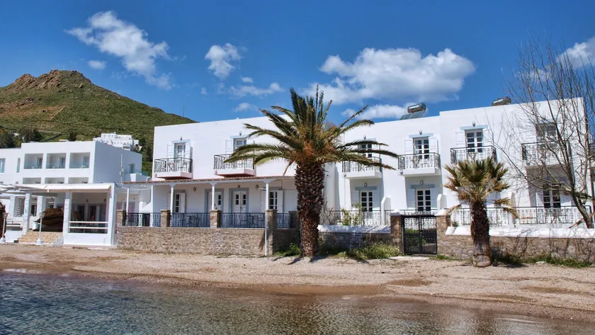 Silver Beach - Image 1