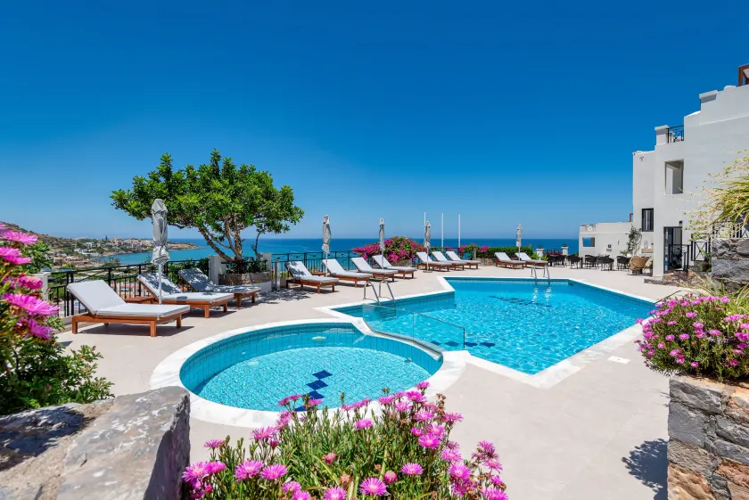 Minois Boutique Hotel - Image 1