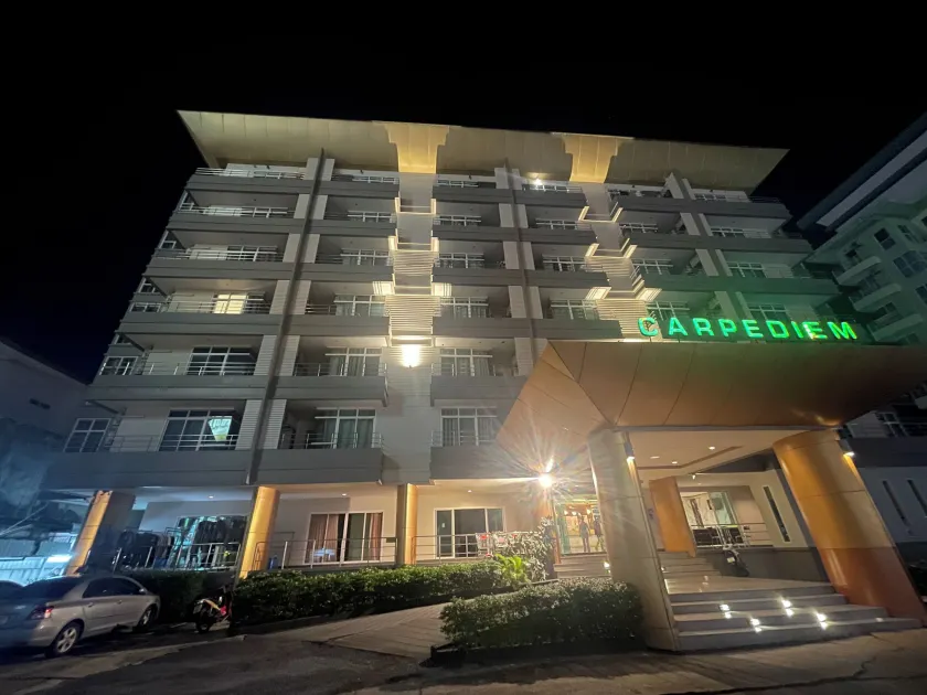 Carpediem Hotel - Image 1