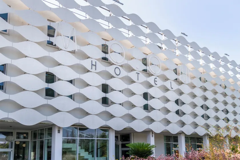 MO.OM Hotel - Image 1