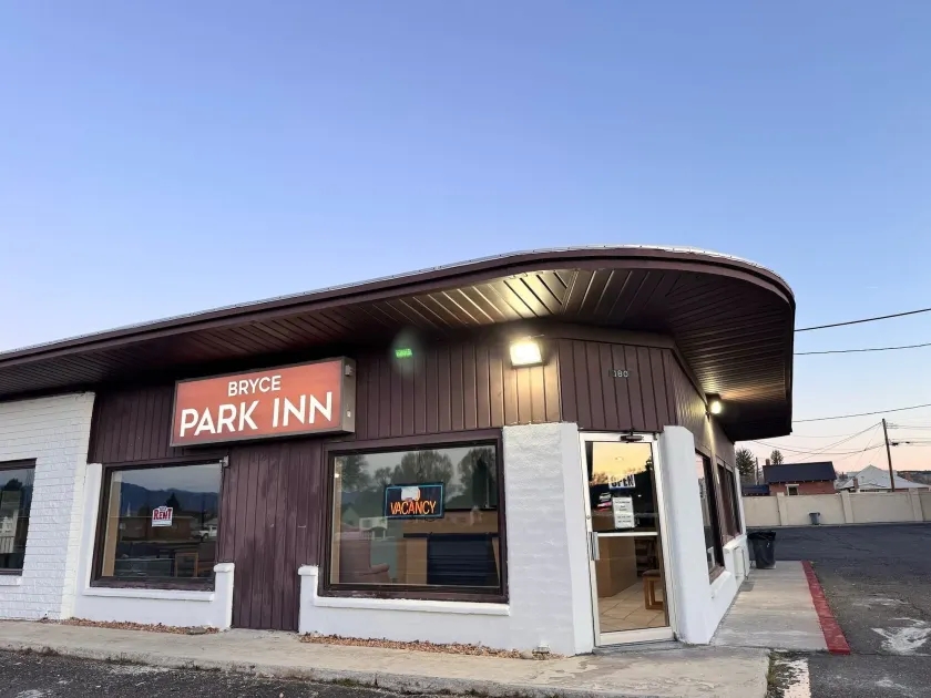 Bryce Park inn - Image 1