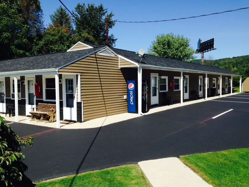 The New Lantern Motel - Image 1