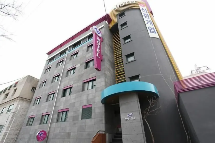 NJ Hotel - Image 1